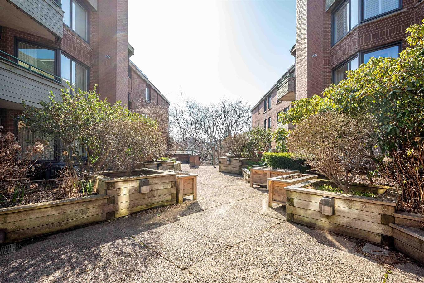 112 1350 Oxford Street, Halifax, NS