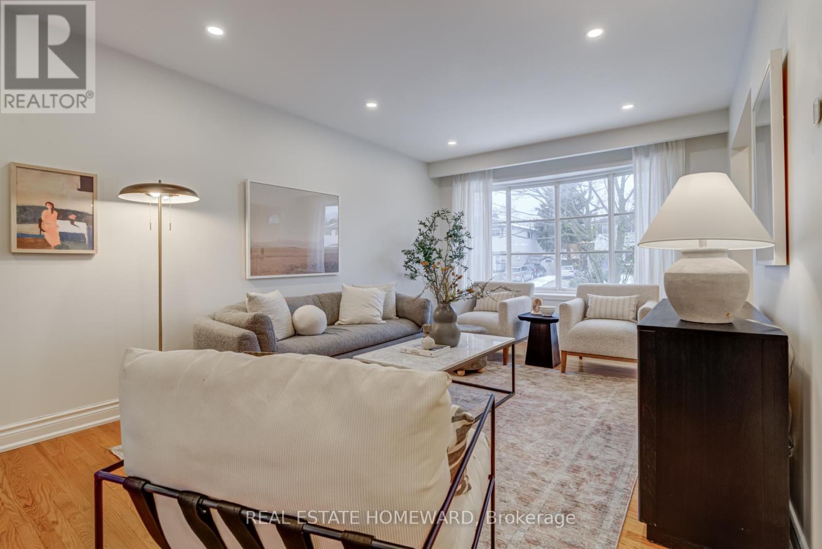 783 Dodsworth Crescent, Mississauga, ON - Indoor Photo Showing Living Room