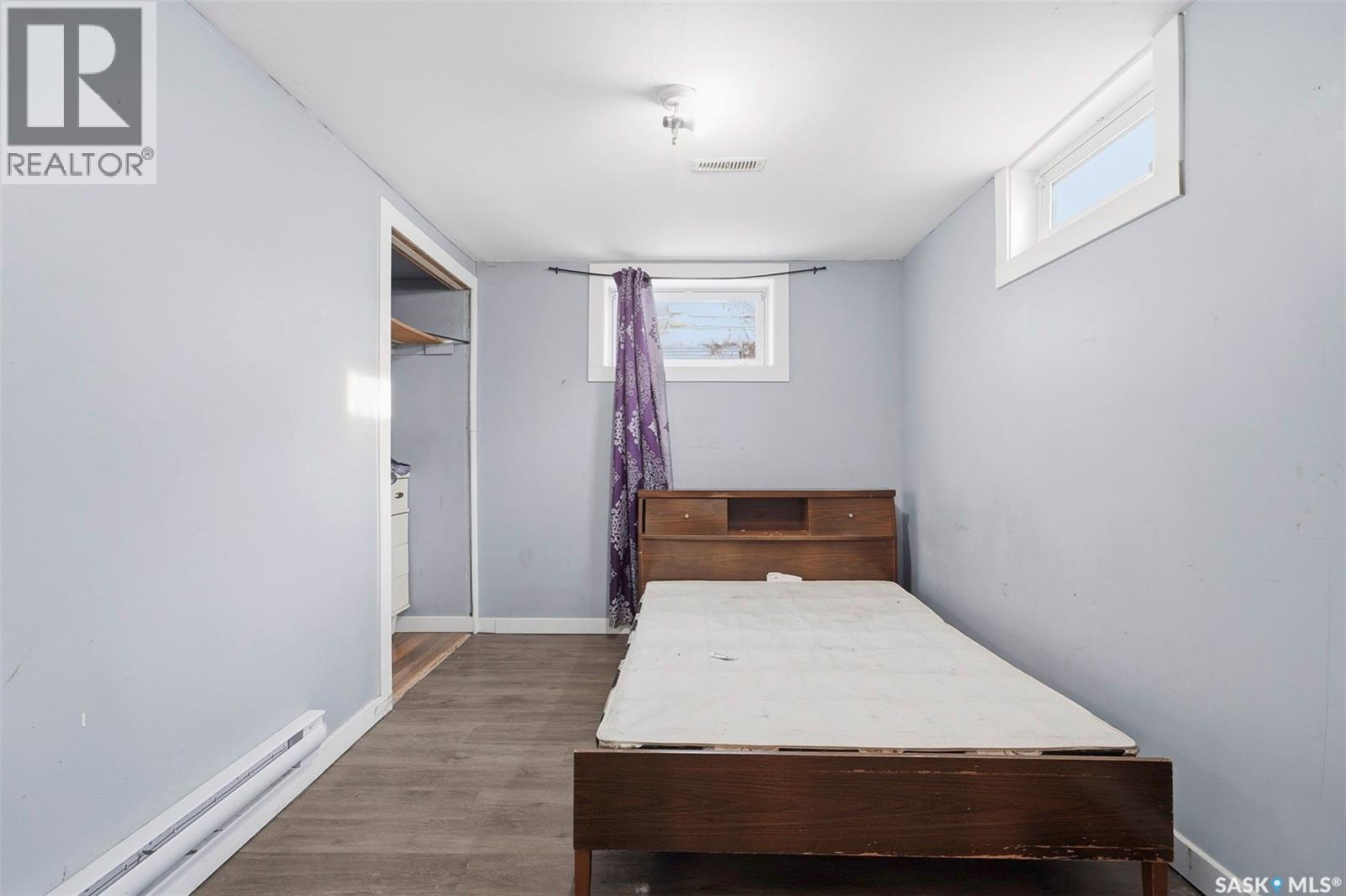 258 Waterloo Crescent, Saskatoon, SK - Indoor Photo Showing Bedroom