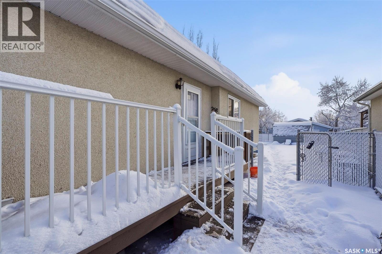 258 Waterloo Crescent, Saskatoon, SK - Outdoor