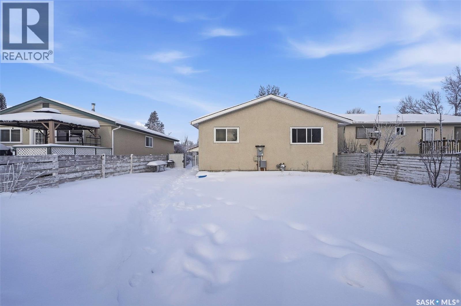 258 Waterloo Crescent, Saskatoon, SK - Outdoor
