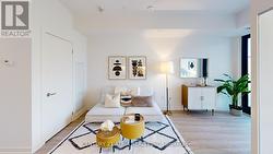 605 - 250 LAWRENCE AVENUE W Toronto, ON M5M 1B1