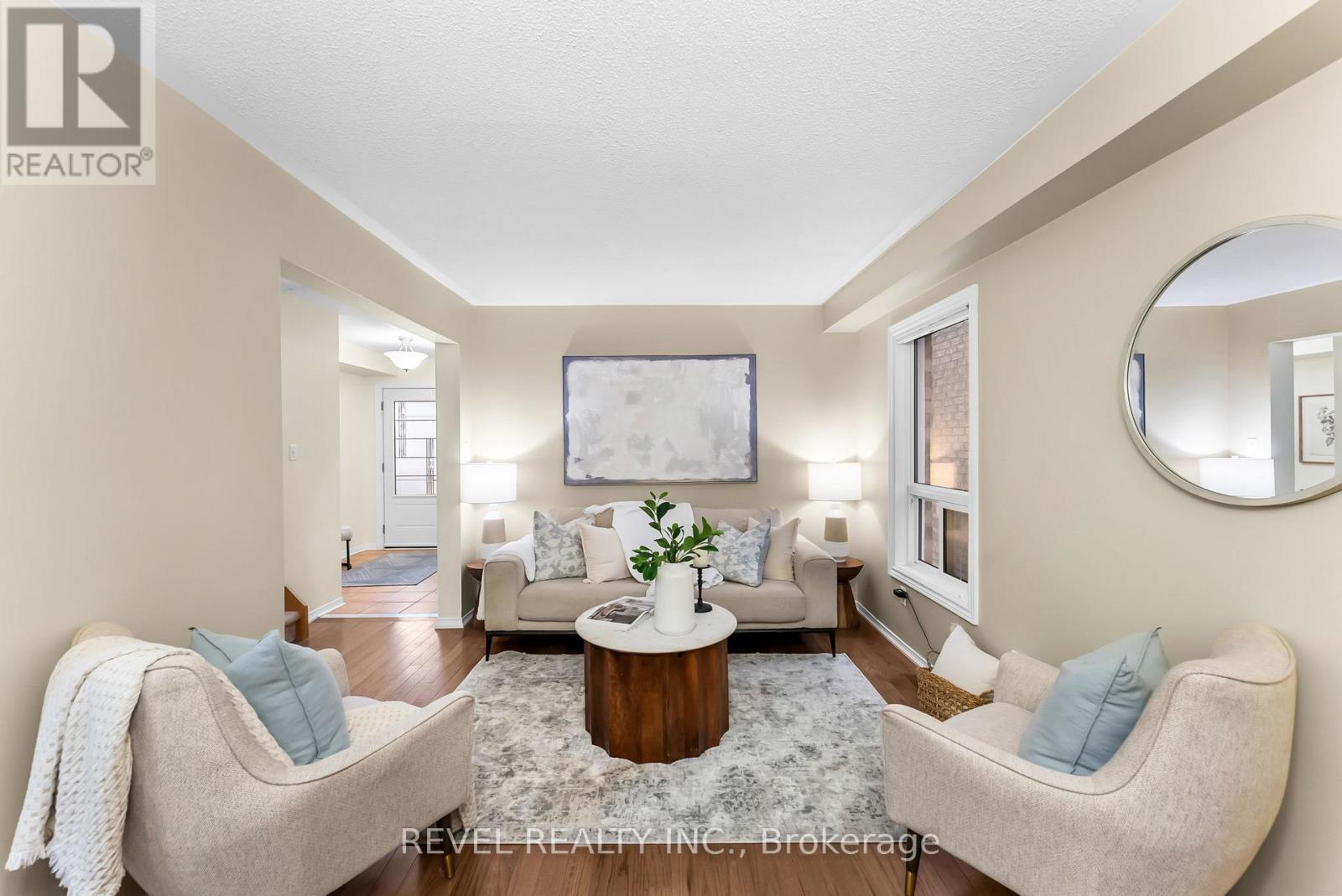 4 Howling Crescent, Ajax, ON - Indoor Photo Showing Living Room