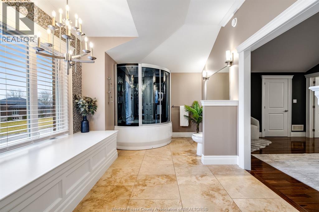 6 Two Creeks, Wheatley, ON - Indoor