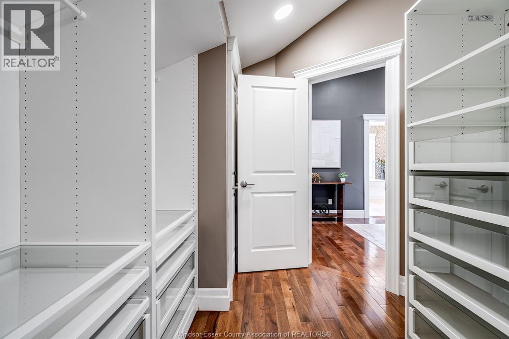 6 Two Creeks, Wheatley, ON - Indoor Photo Showing Other Room