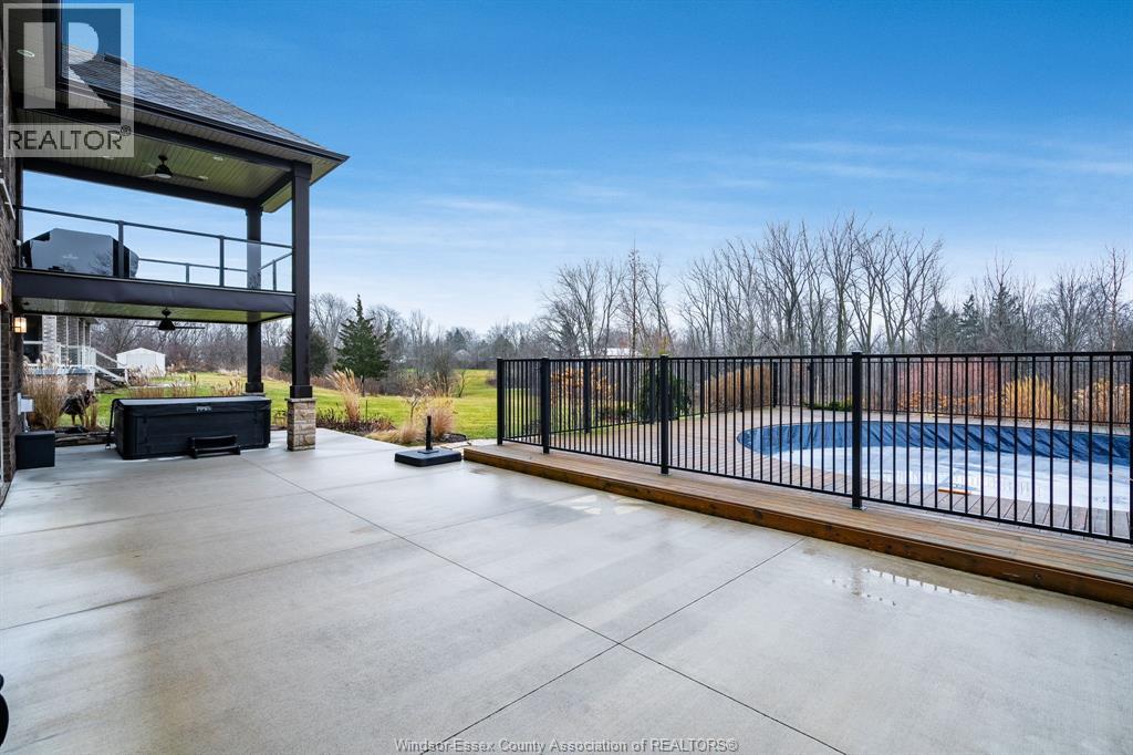 6 Two Creeks, Wheatley, ON - Outdoor