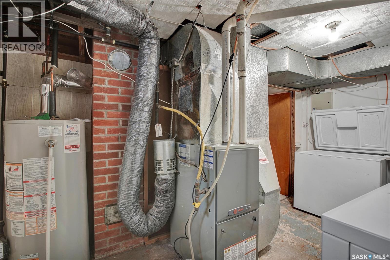 215 Isabella Street E, Saskatoon, SK - Indoor Photo Showing Basement