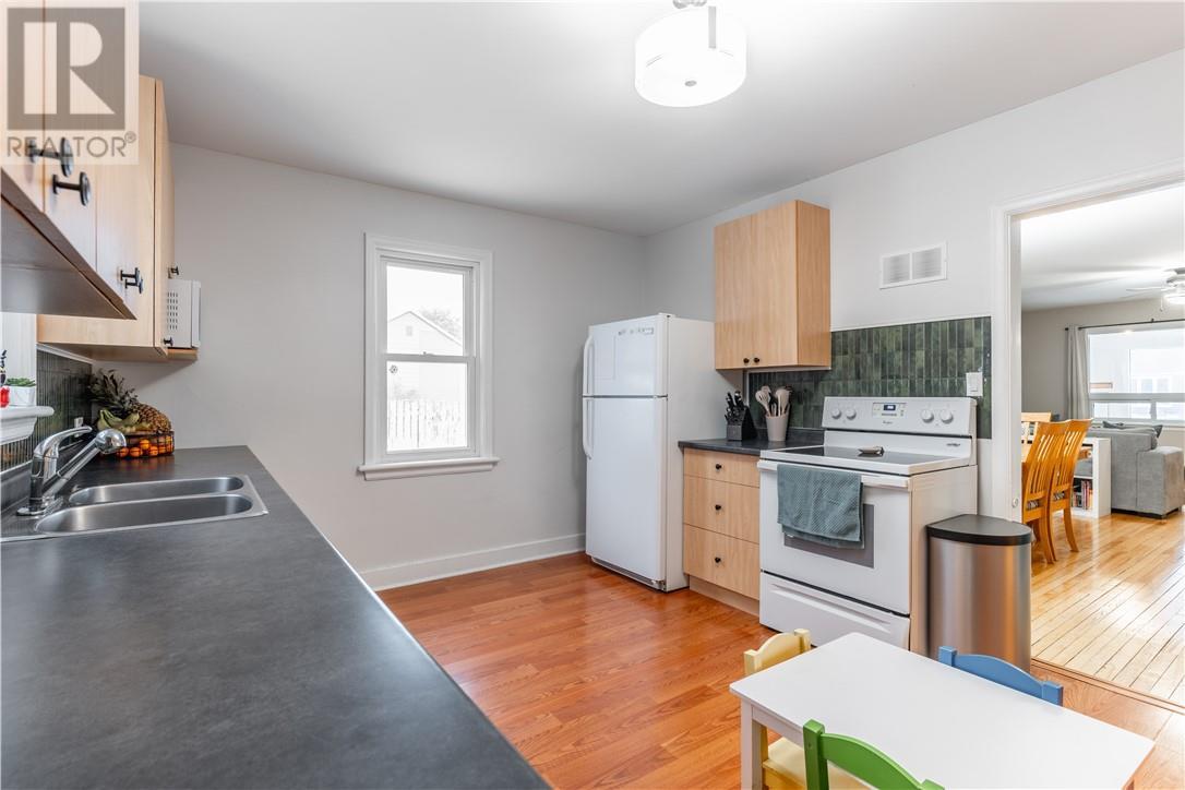 17 Macdonnell, Falconbridge, ON - Indoor Photo Showing Kitchen With Double Sink