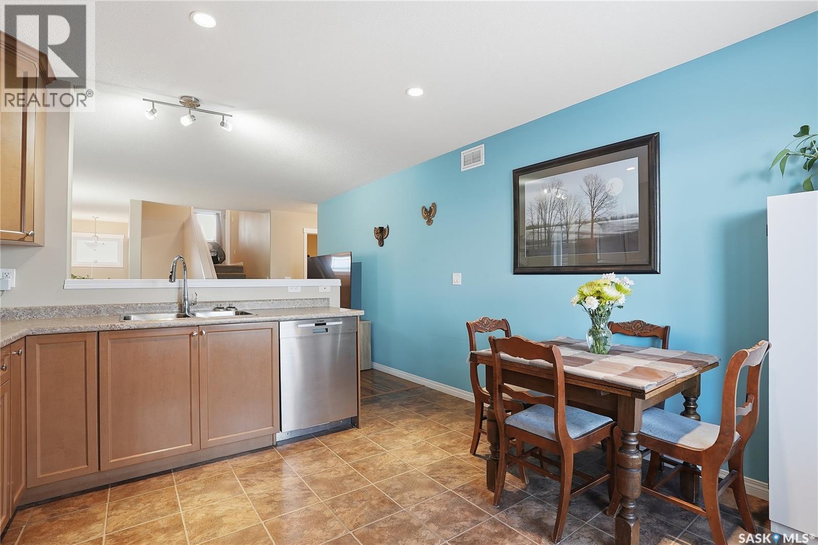 219 Henick Crescent, Saskatoon, SK - Indoor