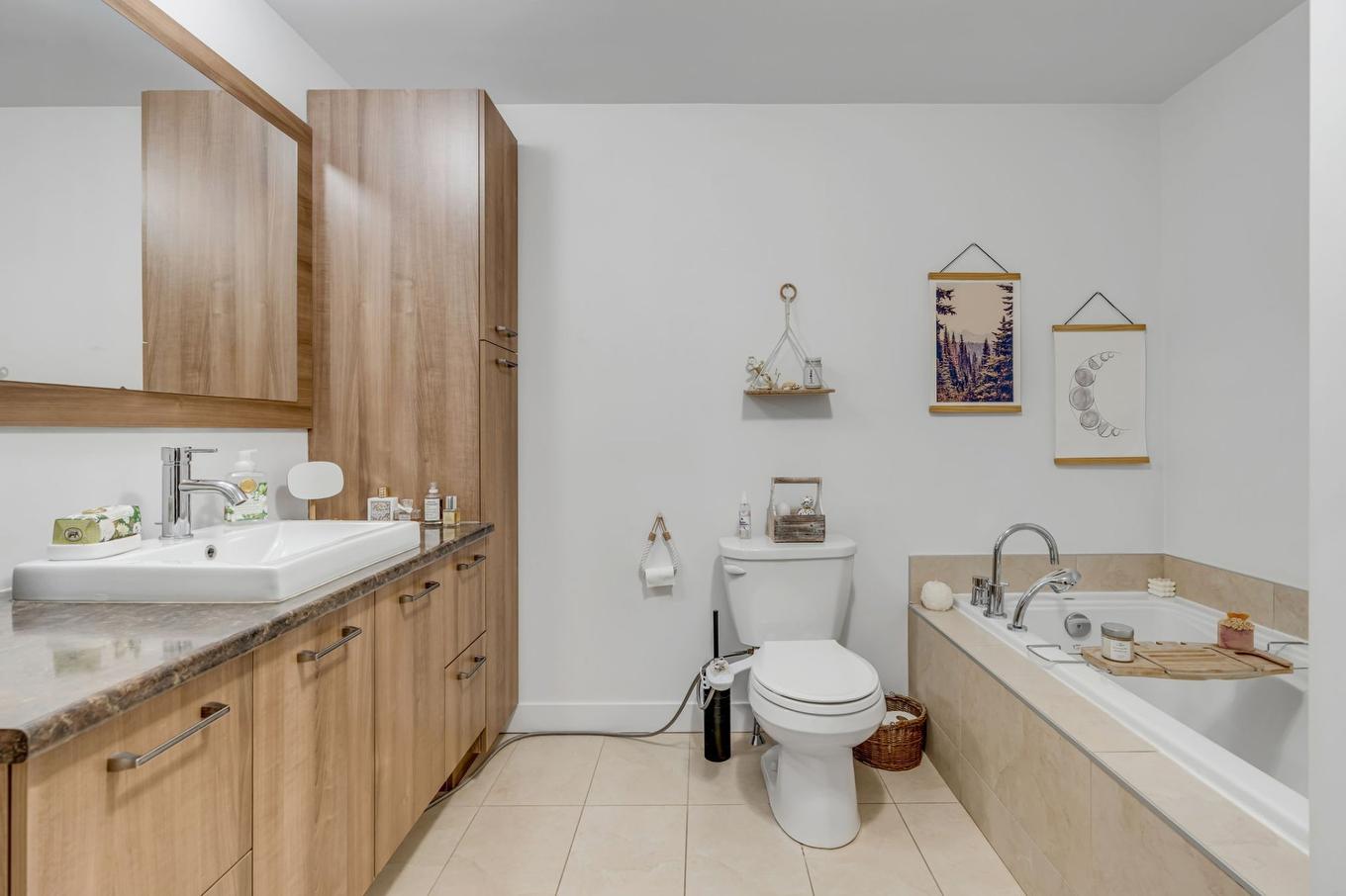 Salle de bains - 204-1905 Boul. Guillaume-Couture, Lévis (Les Chutes-De-La-Chaudière-Est), QC - Indoor Photo Showing Bathroom