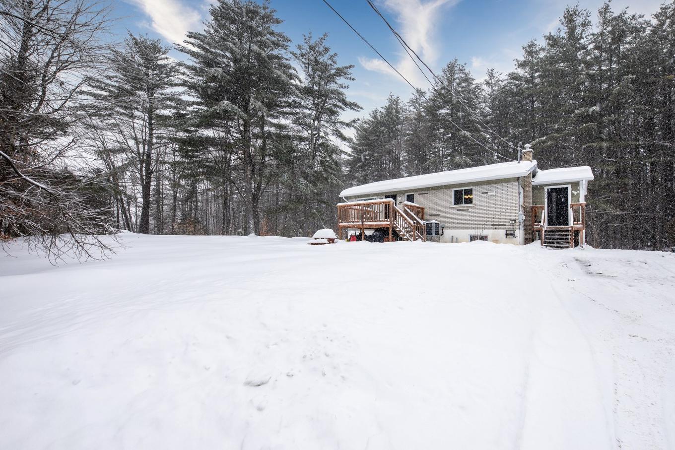 Façade - 330 Côte St-Paul, Saint-Colomban, QC - Outdoor