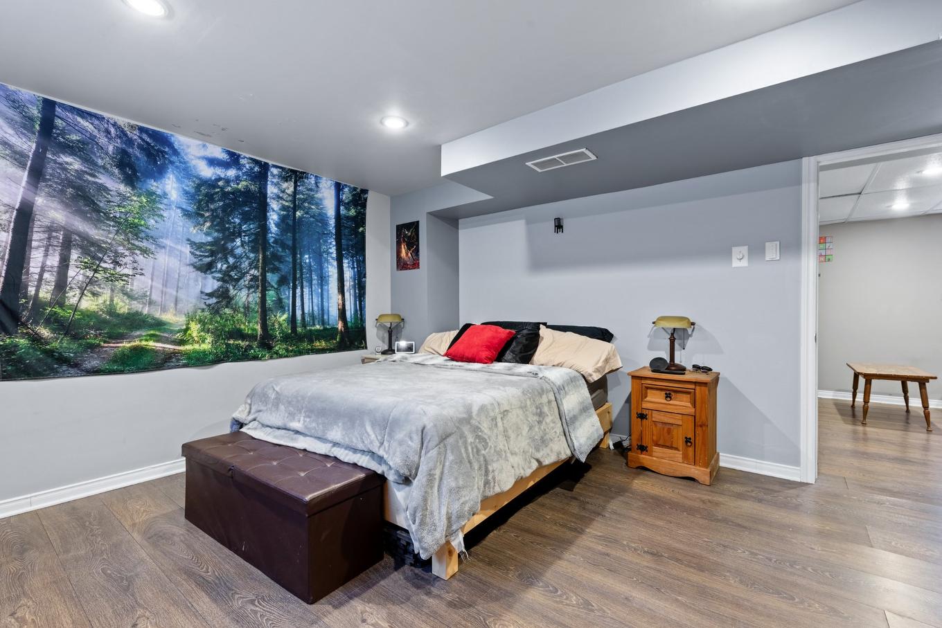 Chambre à coucher - 330 Côte St-Paul, Saint-Colomban, QC - Indoor Photo Showing Bedroom