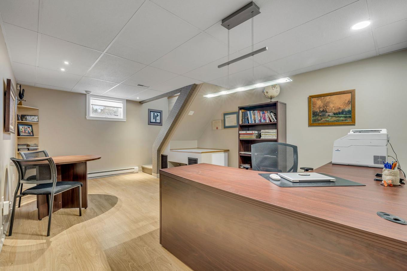 Salle familiale - 8490 Boul. Mathieu, Québec (Charlesbourg), QC - Indoor Photo Showing Office