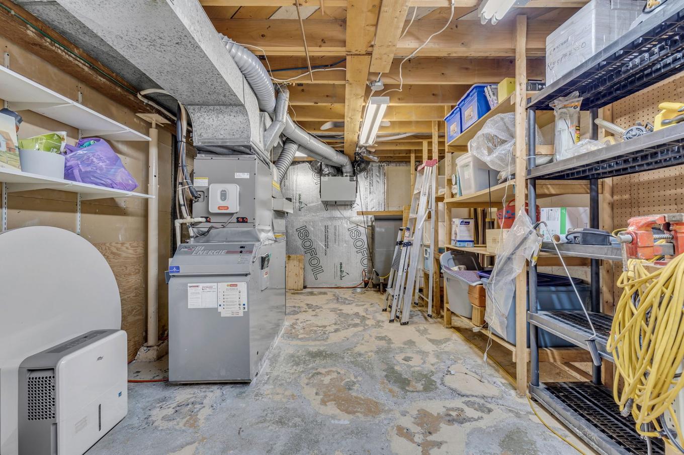 Atelier - 8490 Boul. Mathieu, Québec (Charlesbourg), QC - Indoor Photo Showing Basement