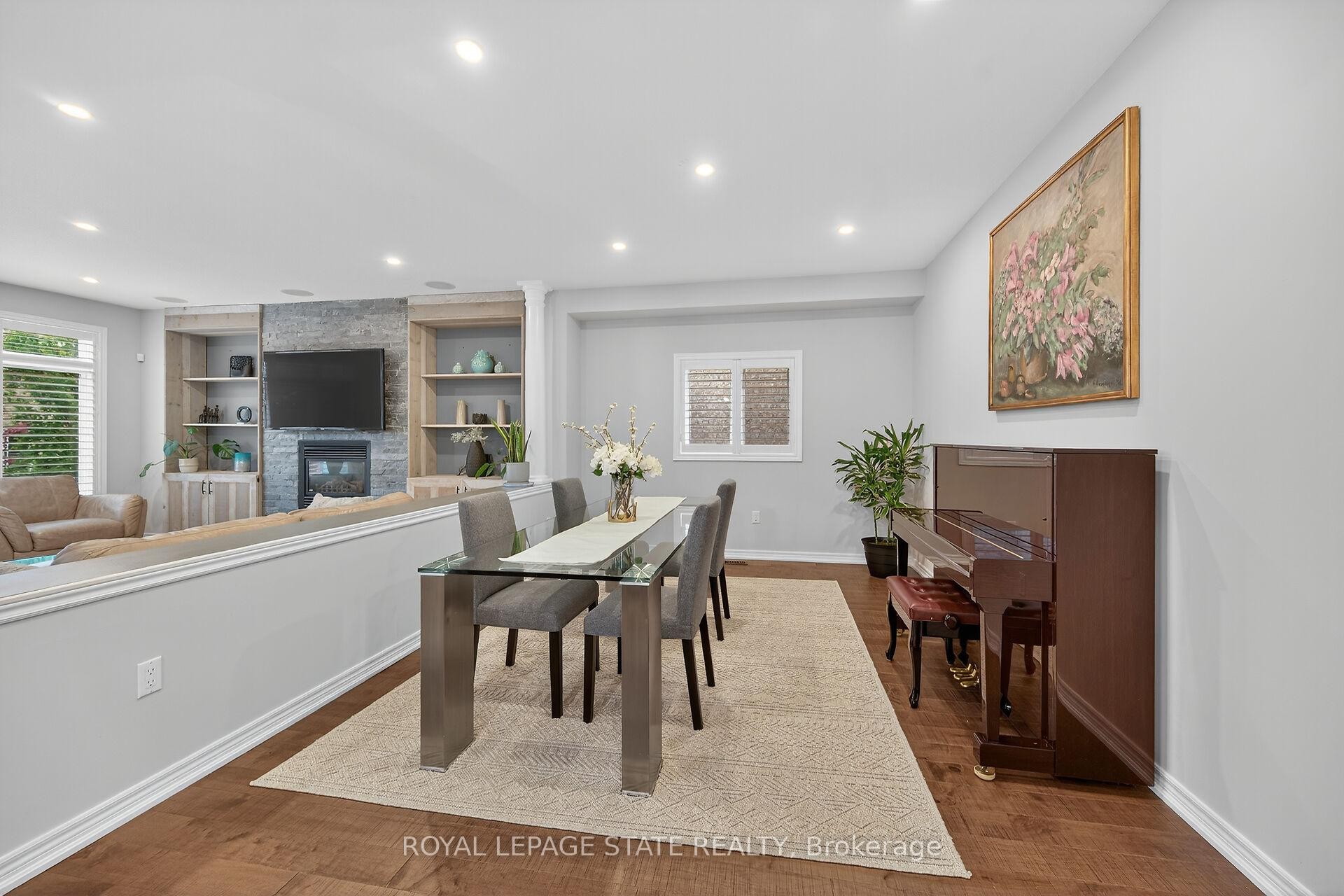 181 Springview Drive, Hamilton, ON - Indoor Photo Showing Dining Room