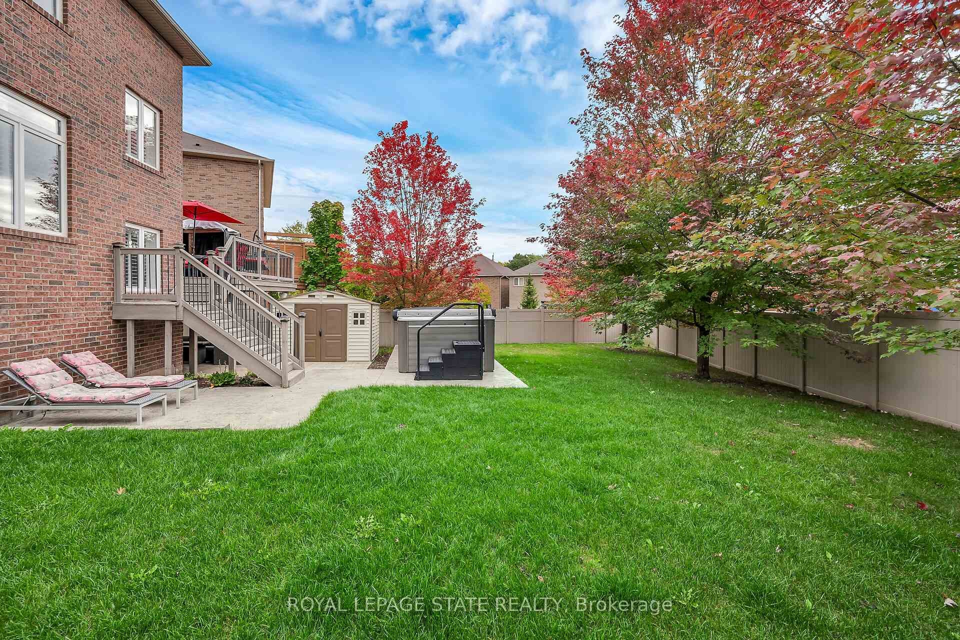 181 Springview Drive, Hamilton, ON - Outdoor With Deck Patio Veranda