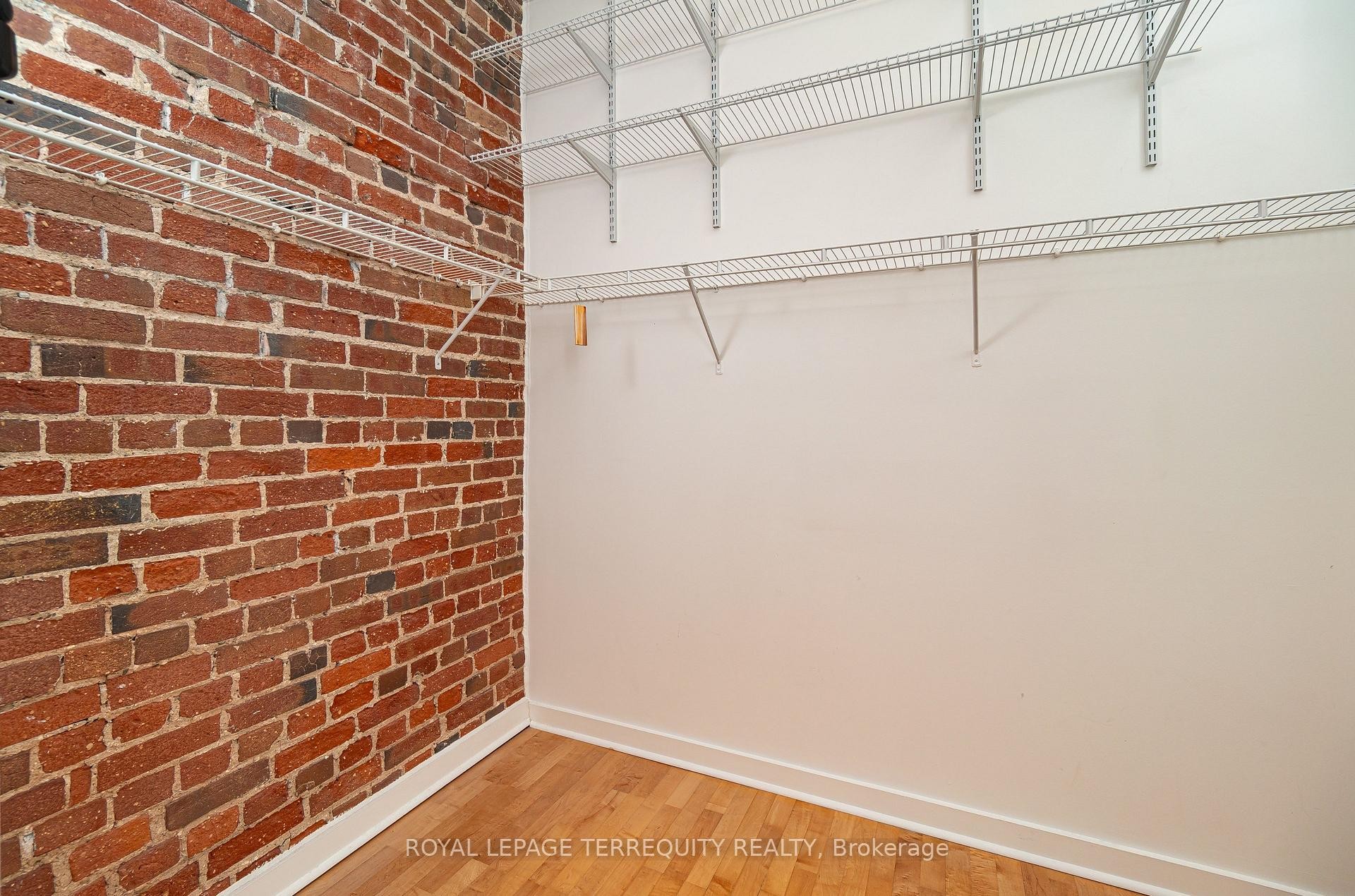 409-81A Front Street E, Toronto, ON - Indoor With Storage