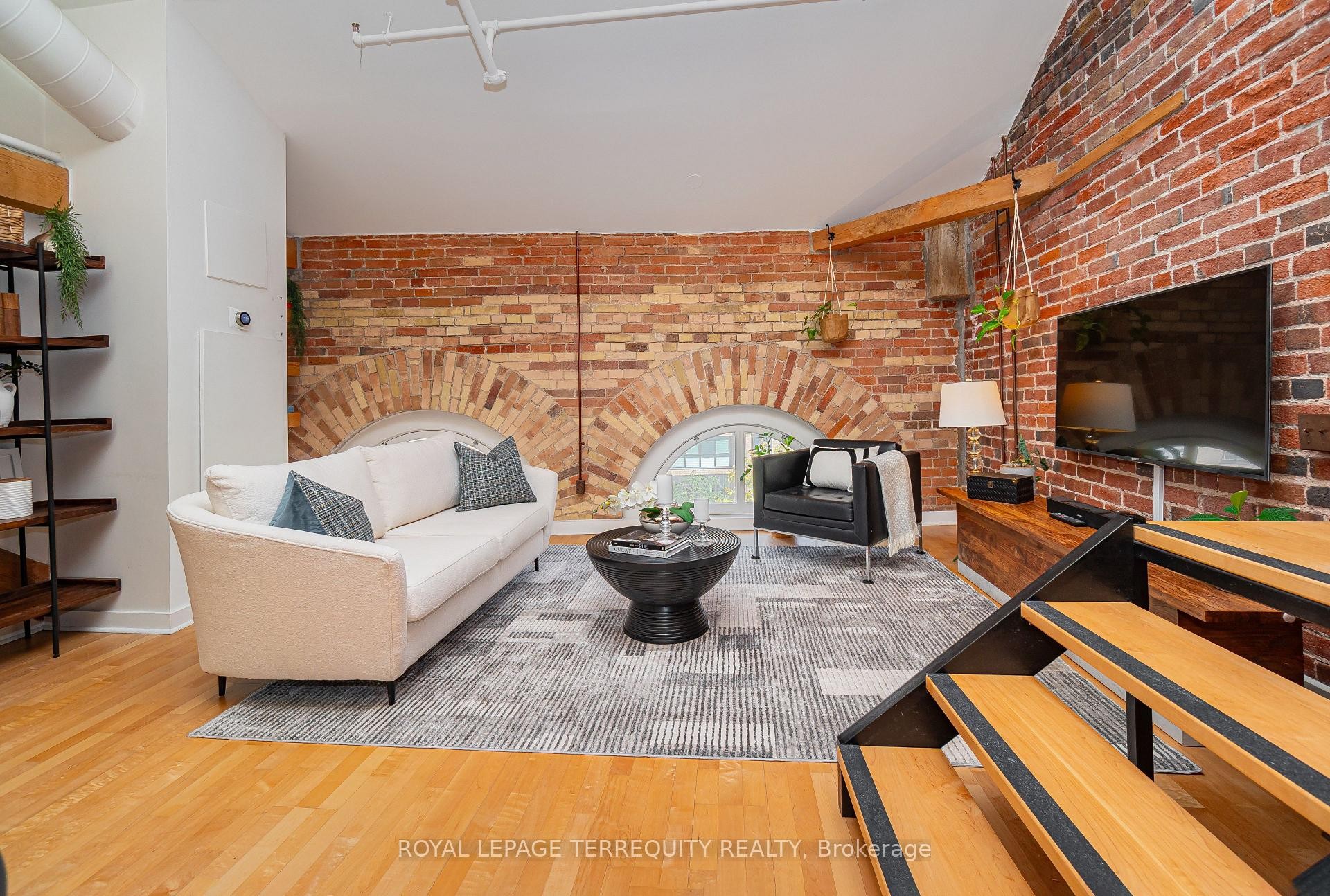 409-81A Front Street E, Toronto, ON - Indoor Photo Showing Living Room With Fireplace