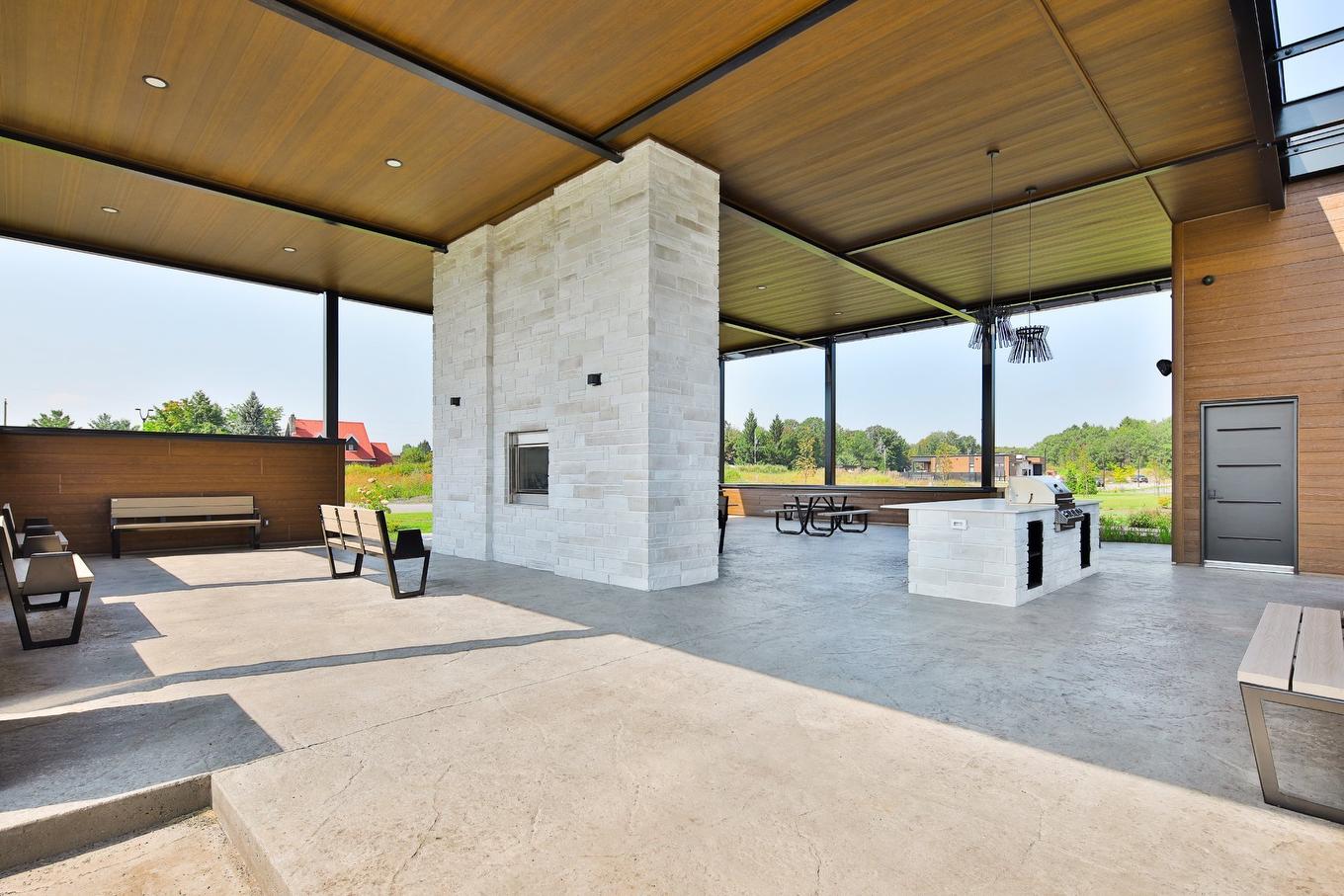 Patio - 19 Rue Des Trembles, Saint-Jean-Sur-Richelieu, QC - Outdoor With Exterior