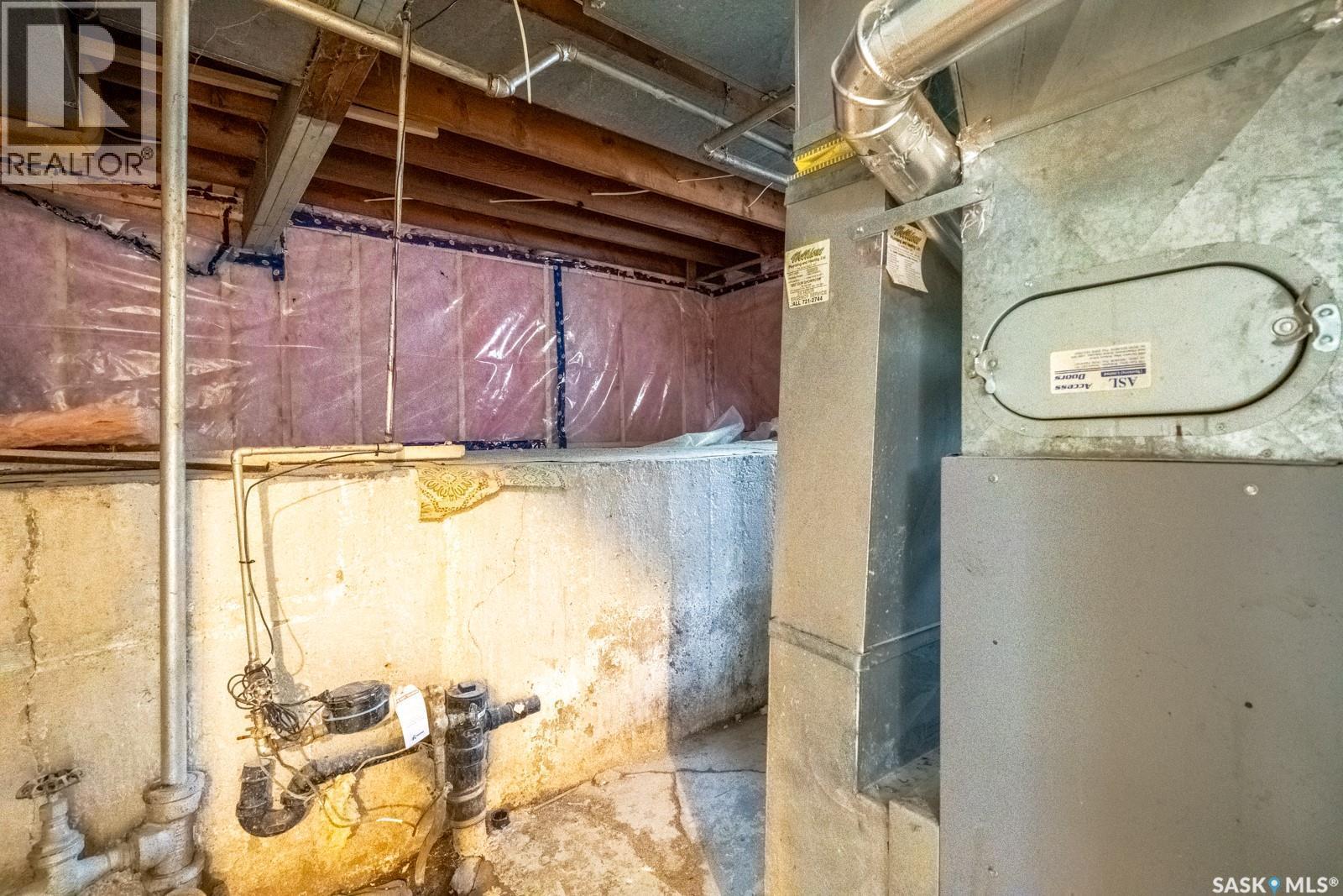 801 Argyle Street, Regina, SK - Indoor Photo Showing Basement