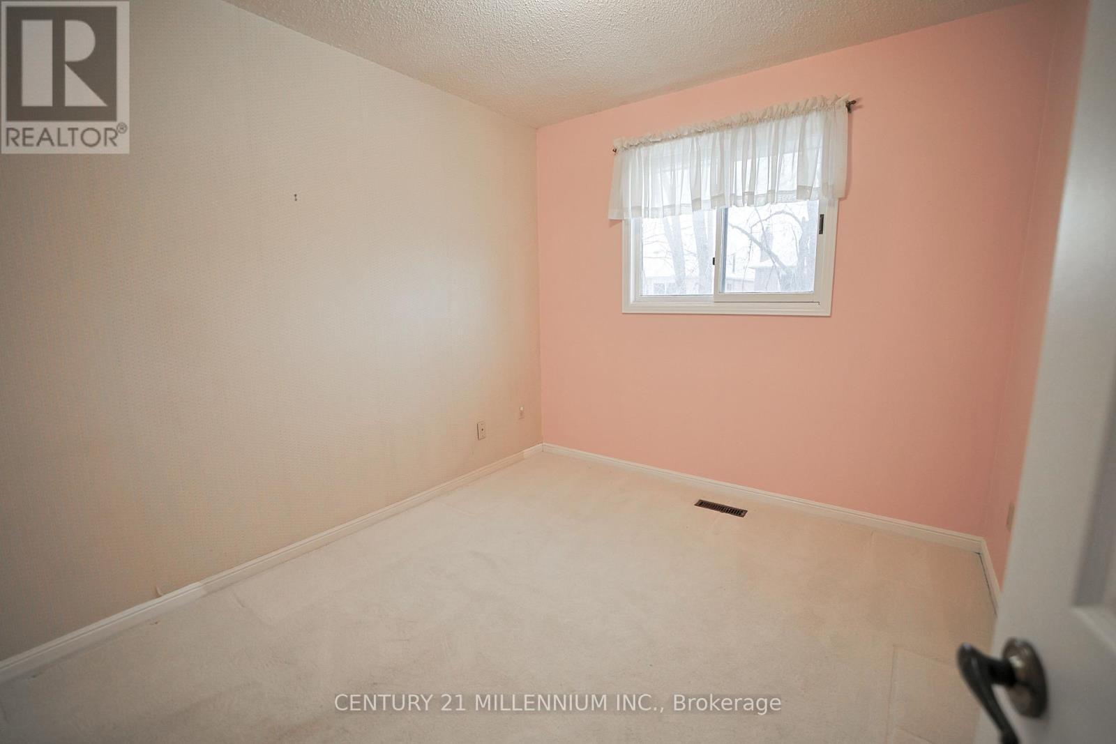 1281 Deer Run, Mississauga, ON - Indoor Photo Showing Other Room