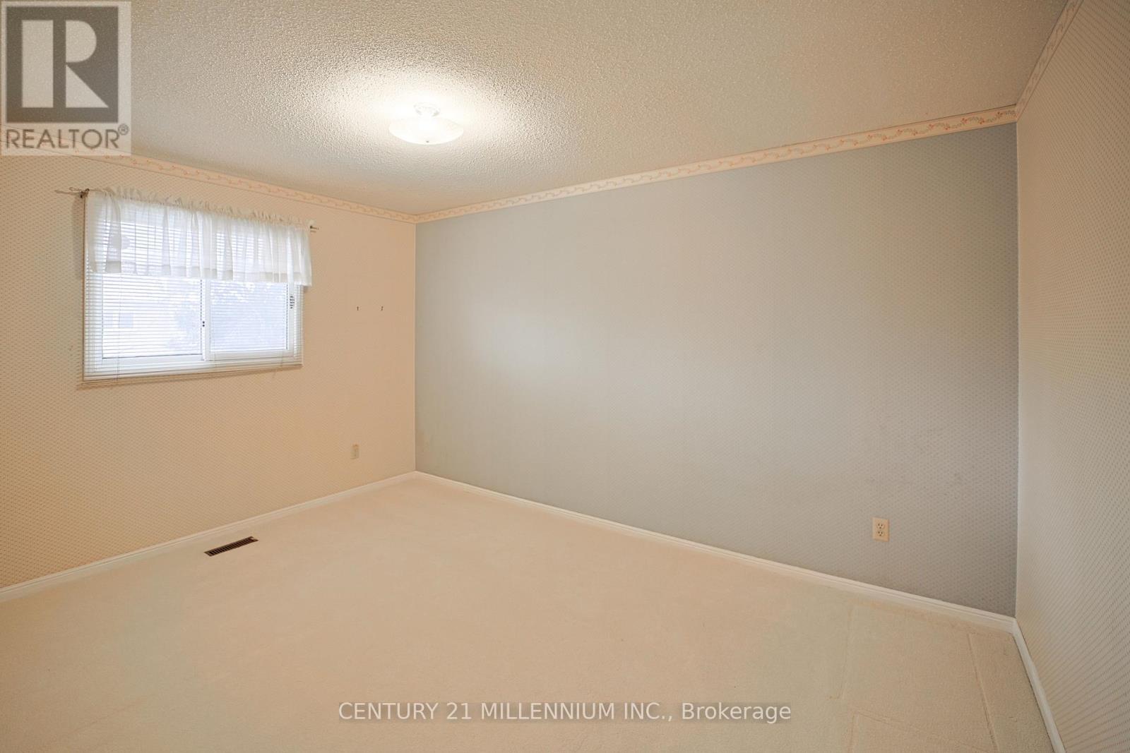 1281 Deer Run, Mississauga, ON - Indoor Photo Showing Other Room