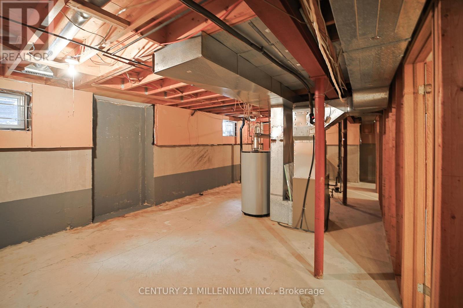 1281 Deer Run, Mississauga, ON - Indoor Photo Showing Basement
