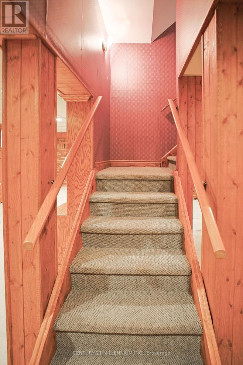 1281 Deer Run, Mississauga, ON - Indoor Photo Showing Other Room