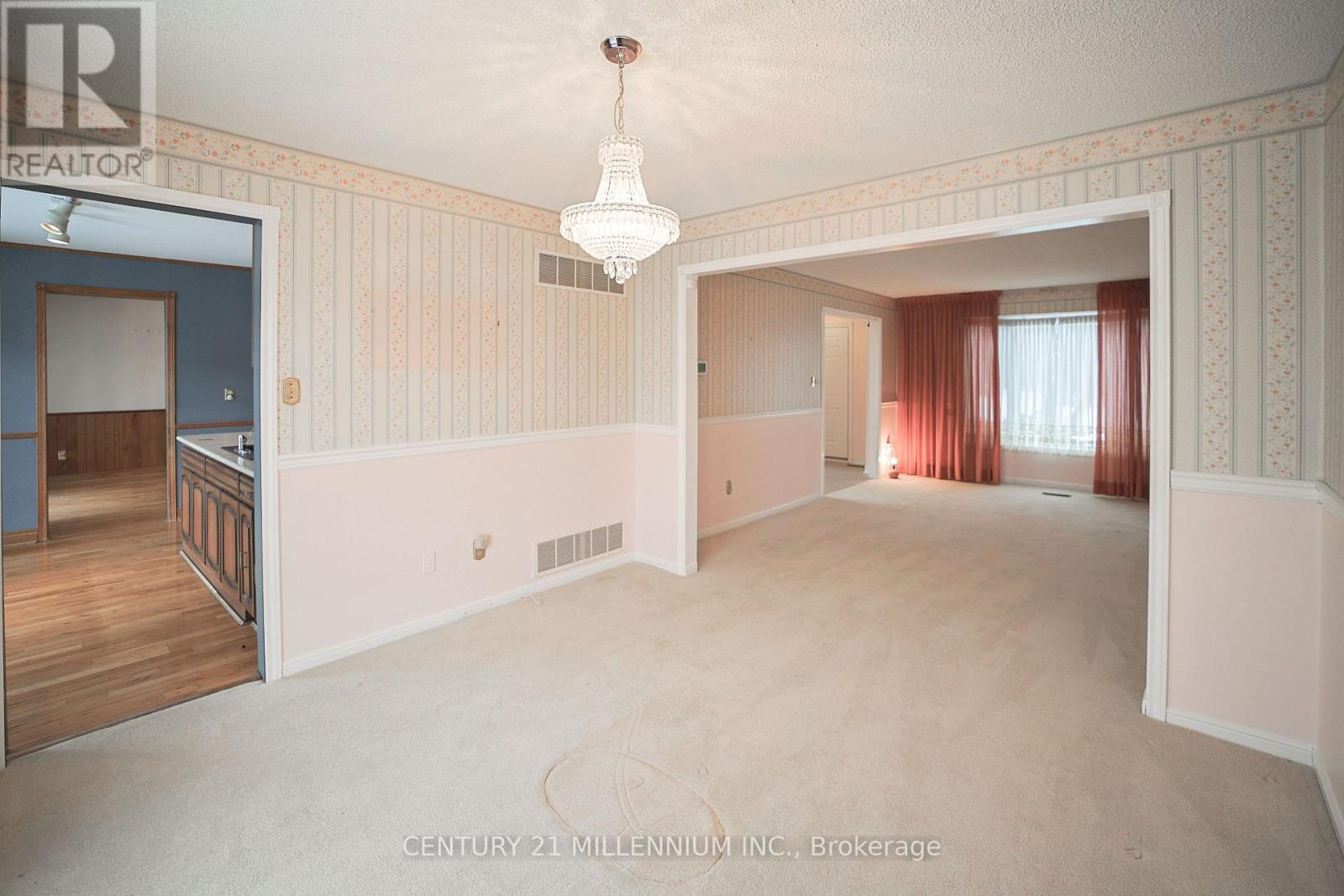 1281 Deer Run, Mississauga, ON - Indoor Photo Showing Other Room