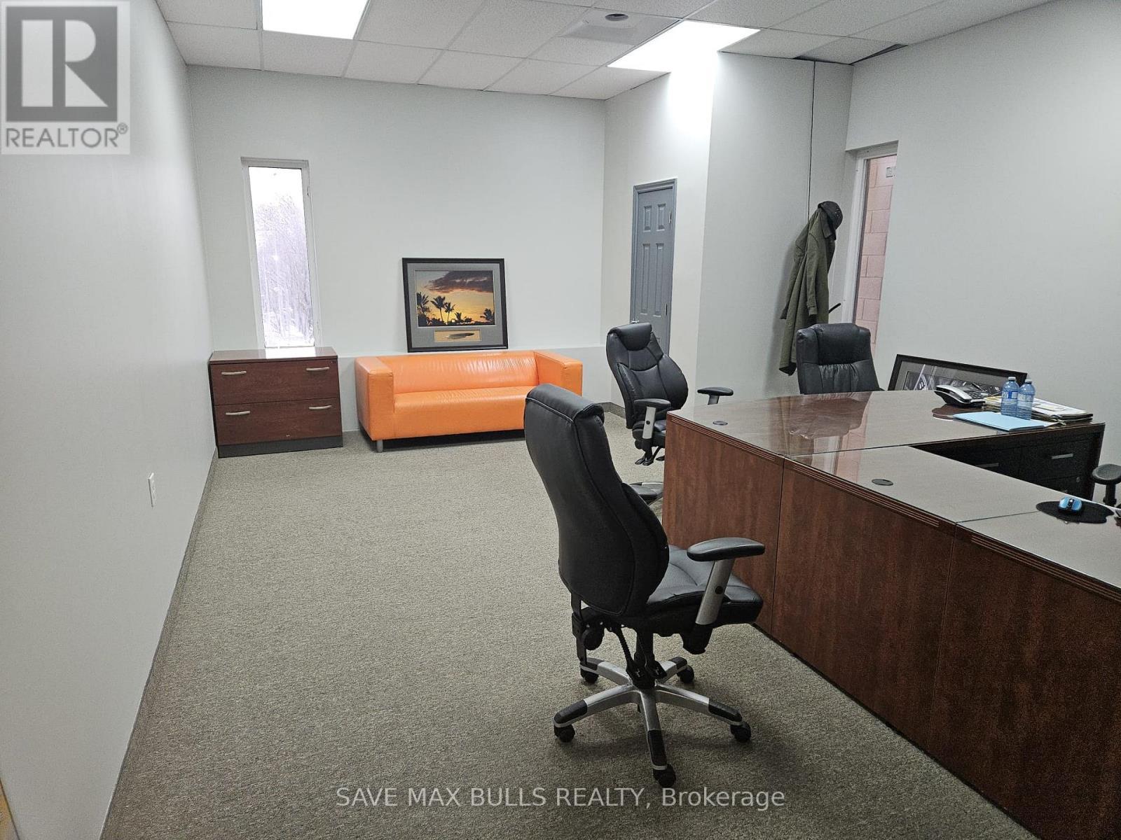 1051 Upper James Street, Hamilton, ON