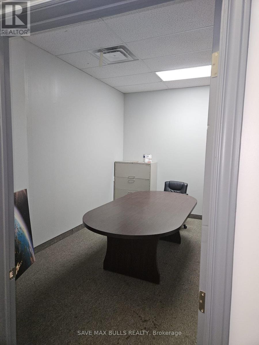 1051 Upper James Street, Hamilton, ON