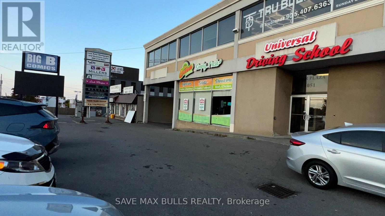 1051 Upper James Street, Hamilton, ON