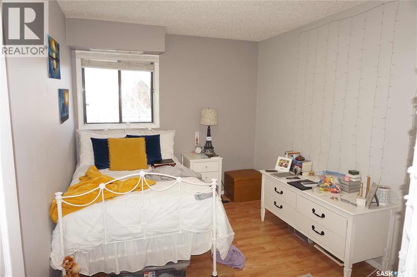 303 2315 Mcintyre Street, Regina, SK - Indoor Photo Showing Bedroom
