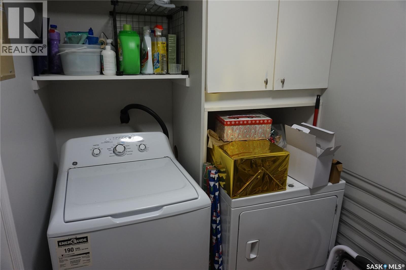 303 2315 Mcintyre Street, Regina, SK - Indoor Photo Showing Laundry Room