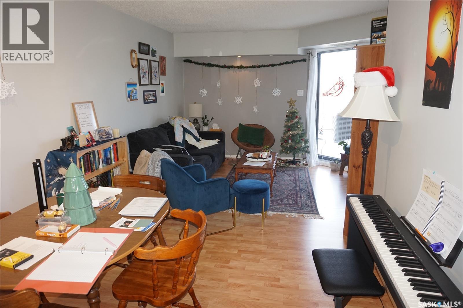 303 2315 Mcintyre Street, Regina, SK - Indoor