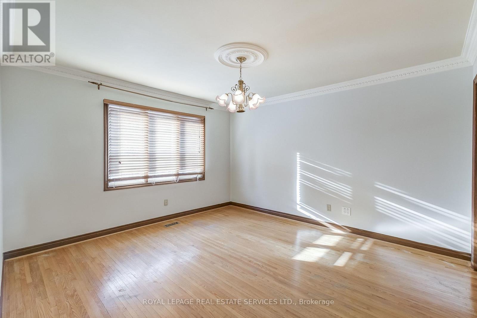 4261 Bridlepath Trail, Mississauga, ON - Indoor Photo Showing Other Room
