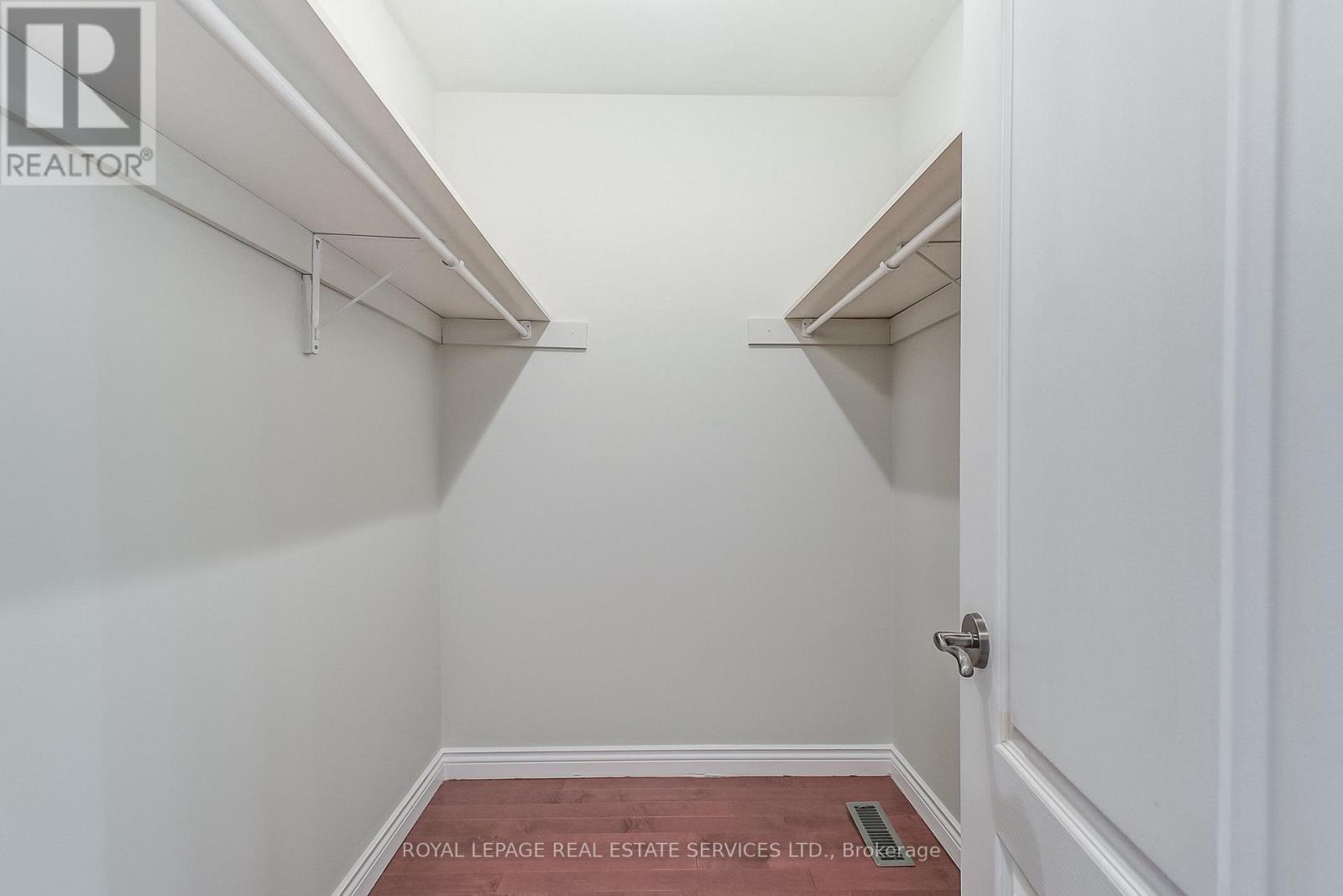 4261 Bridlepath Trail, Mississauga, ON - Indoor With Storage