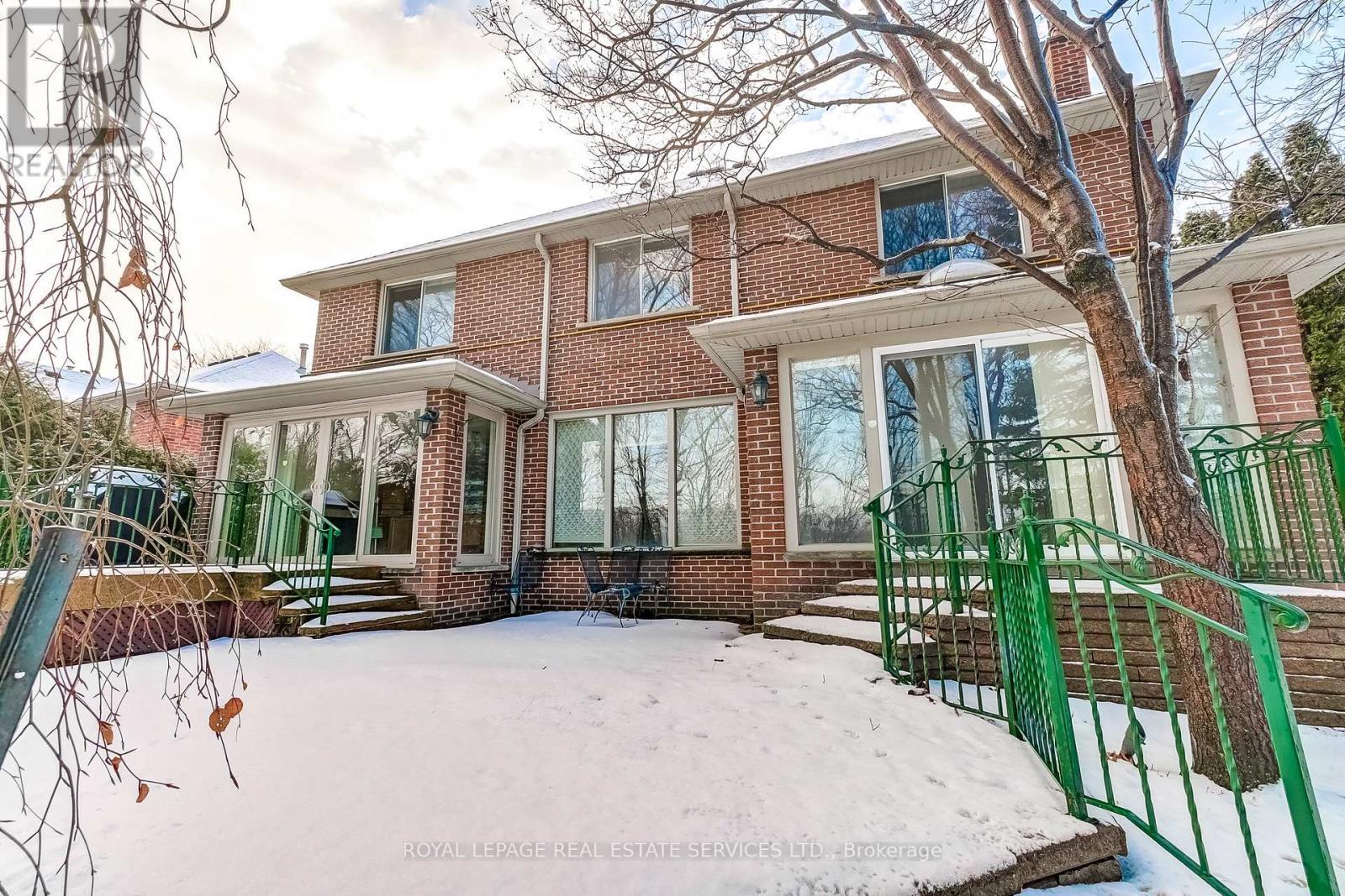 4261 Bridlepath Trail, Mississauga, ON - Outdoor