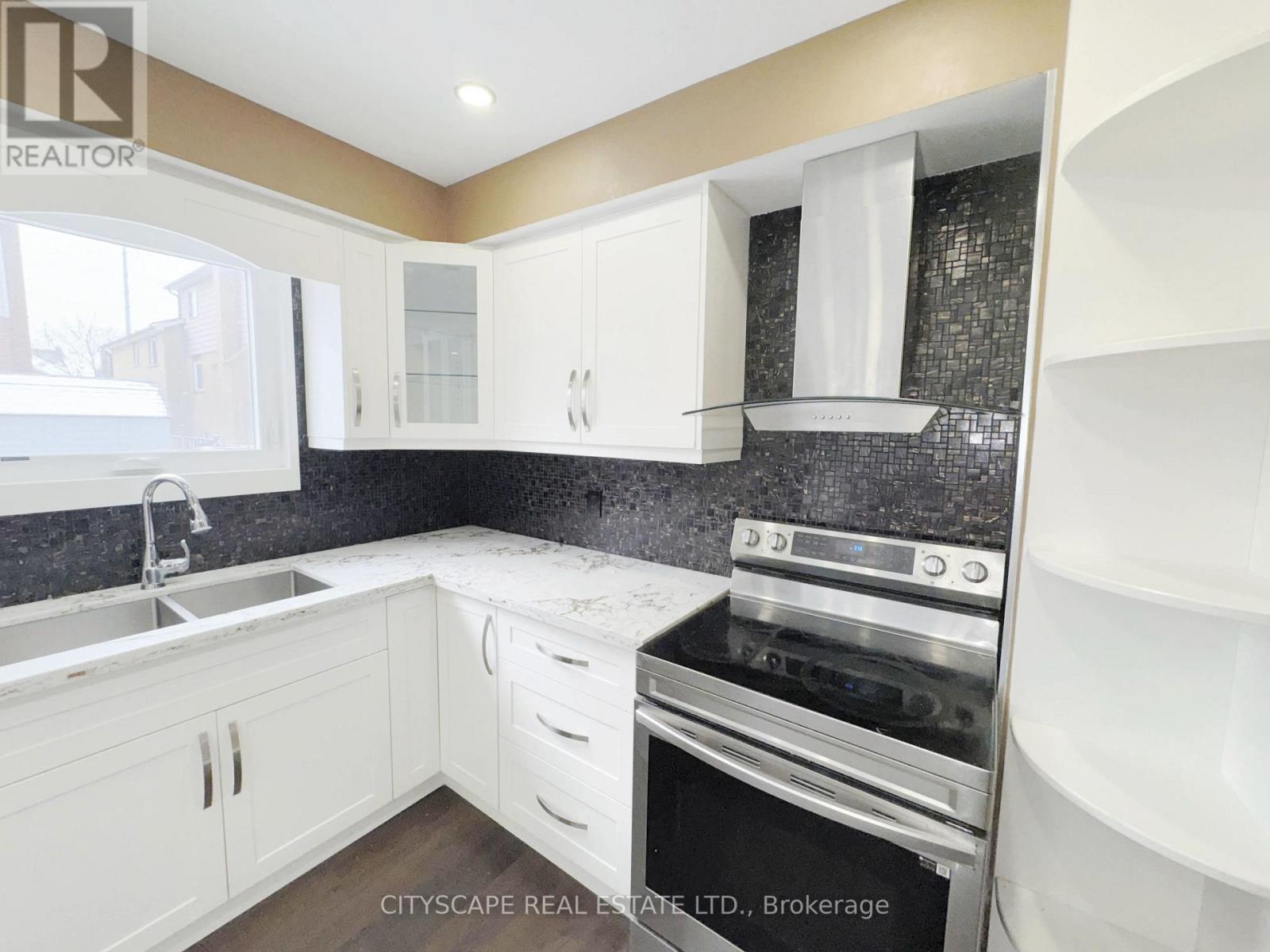 Kitchen - 4064 Teakwood Drive, Mississauga, ON - Indoor Photo Showing Kitchen