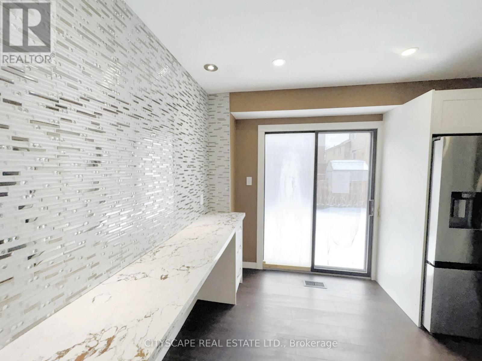 Kitchen - Eat-In Breakfast Area - 4064 Teakwood Drive, Mississauga, ON - Indoor