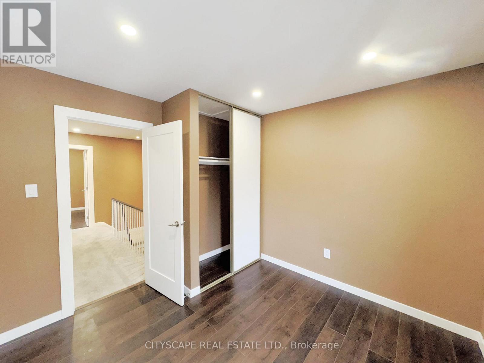 Bedroom #2 - 4064 Teakwood Drive, Mississauga, ON - Indoor Photo Showing Other Room