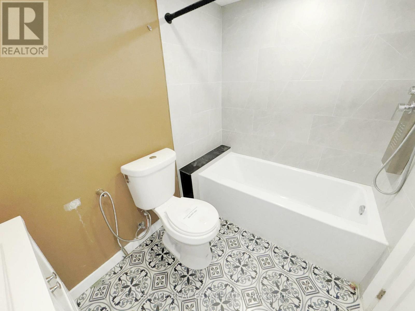 Basement 4pc Bathroom - 4064 Teakwood Drive, Mississauga, ON - Indoor Photo Showing Bathroom