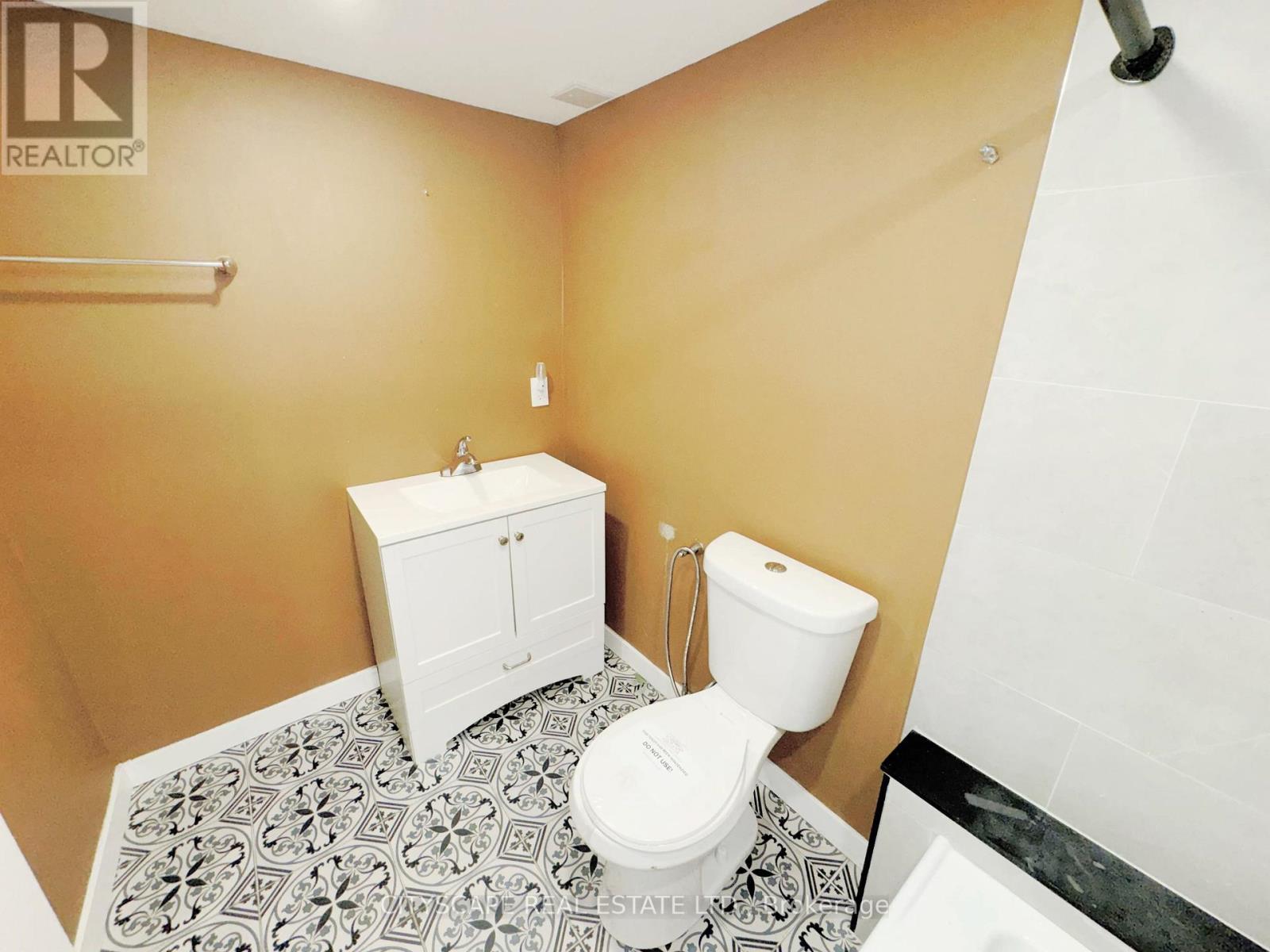 Basement 4pc Bathroom - 4064 Teakwood Drive, Mississauga, ON - Indoor Photo Showing Bathroom