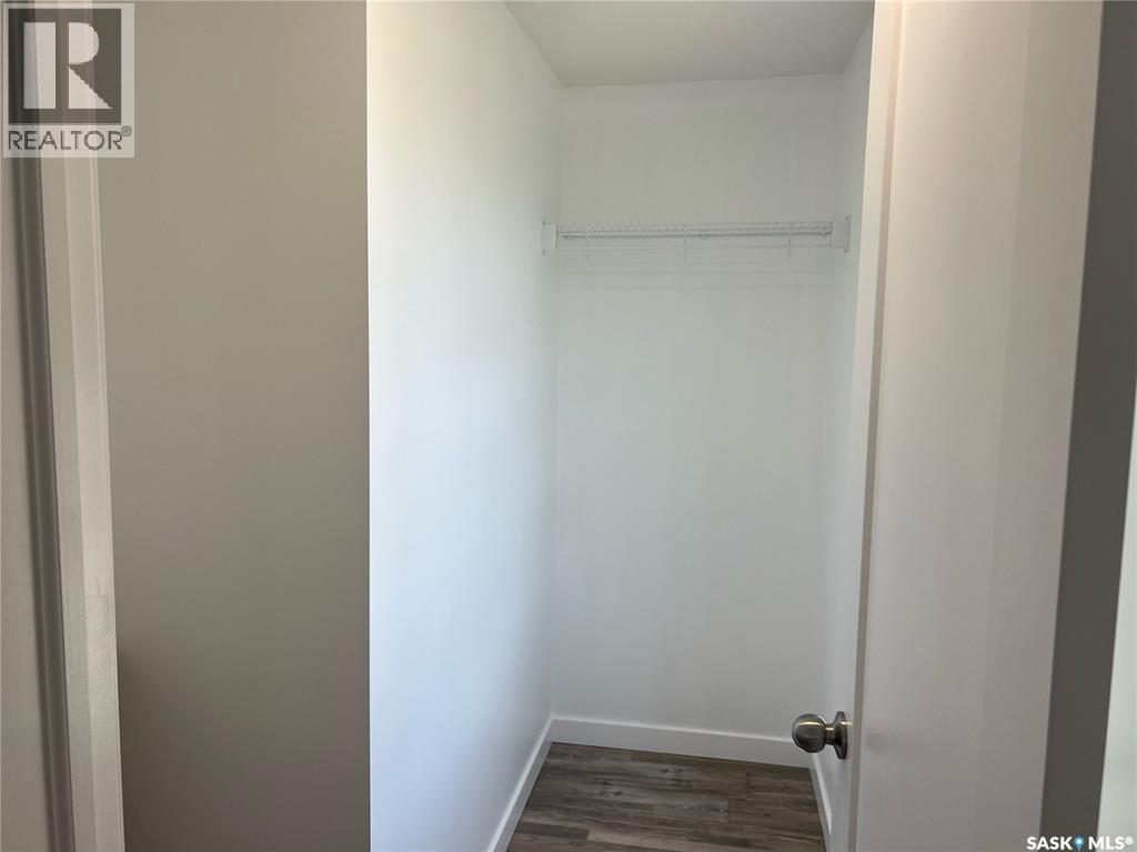 2179 Broder Street, Regina, SK - Indoor