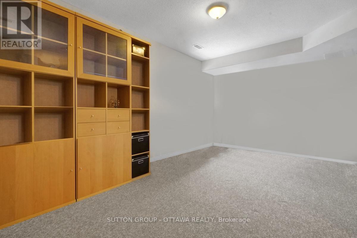 17 Glenhaven Private, Ottawa, ON - Indoor