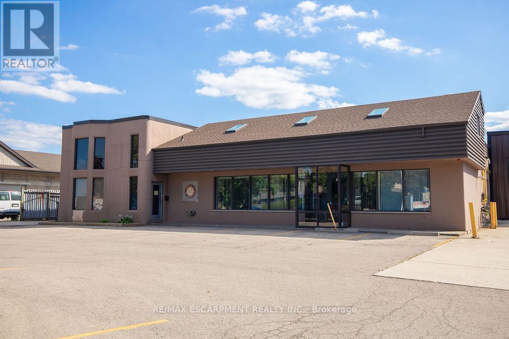 190 Hempstead Drive, Hamilton, ON