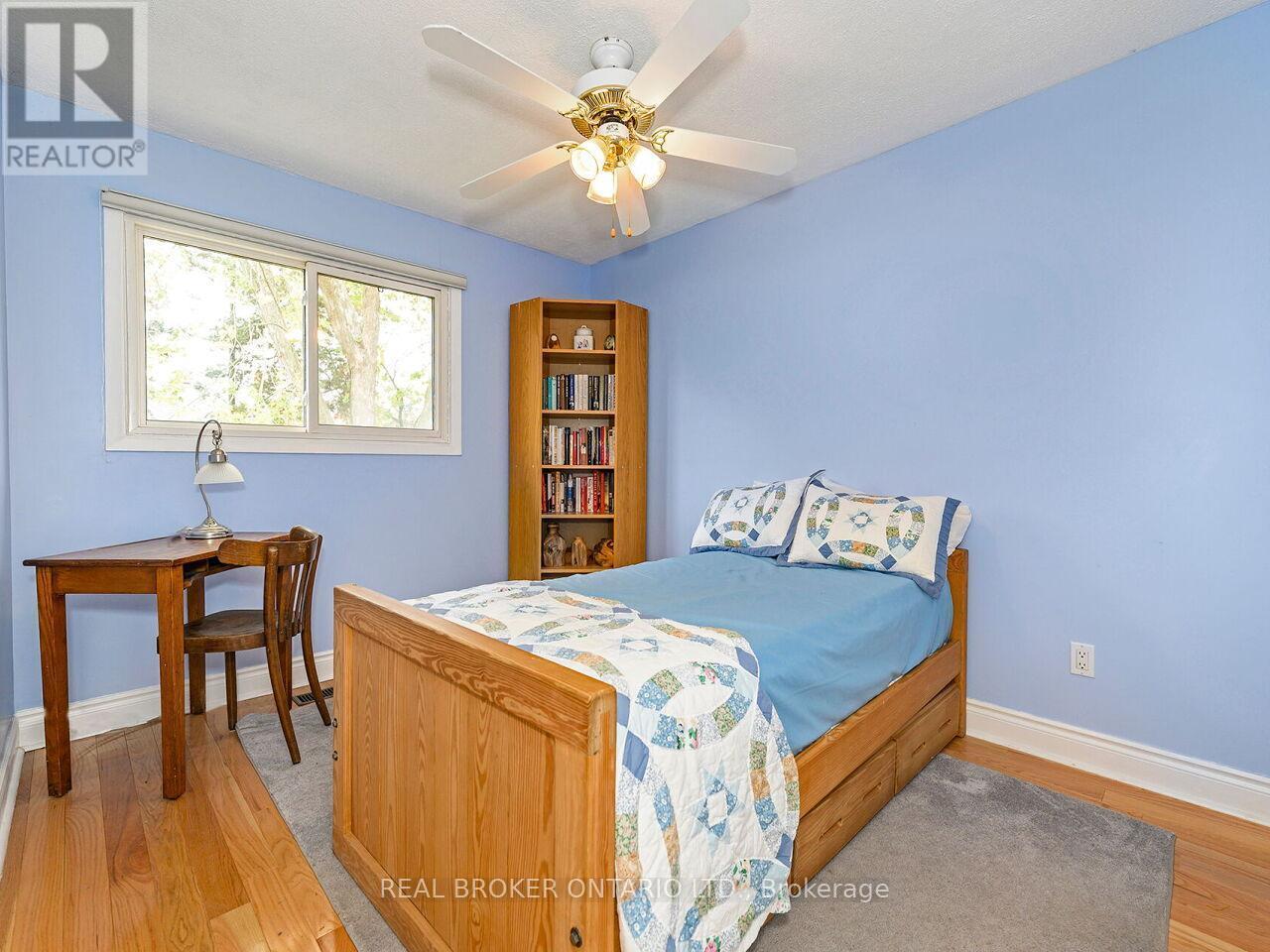 7223 Bendigo Circle, Mississauga, ON - Indoor Photo Showing Bedroom