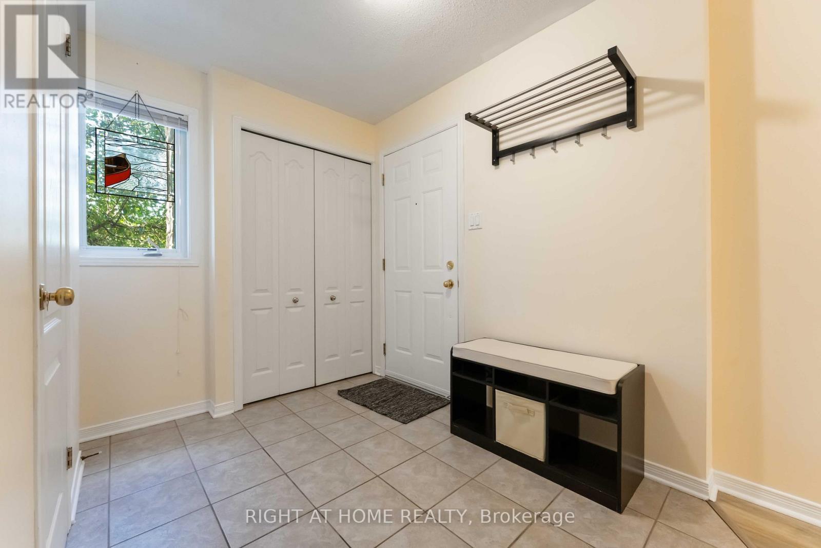 67 Strathaven Private, Ottawa, ON - Indoor Photo Showing Other Room