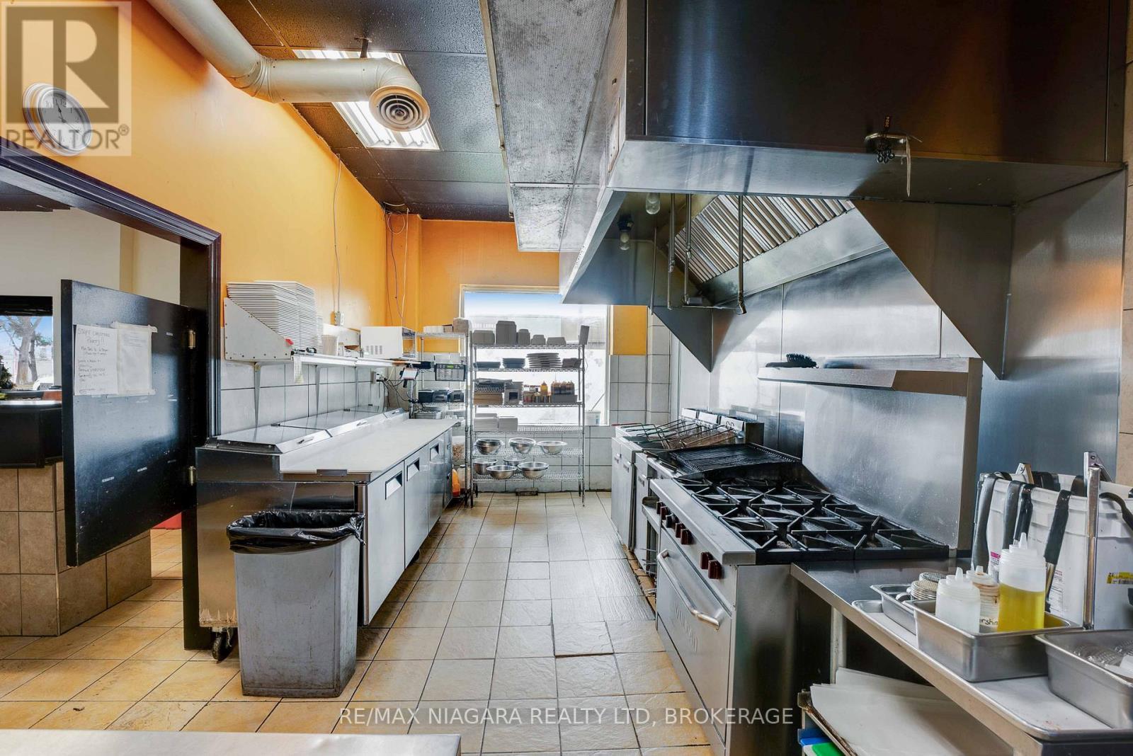 231 St. Paul Street W, St. Catharines (Western Hill), ON