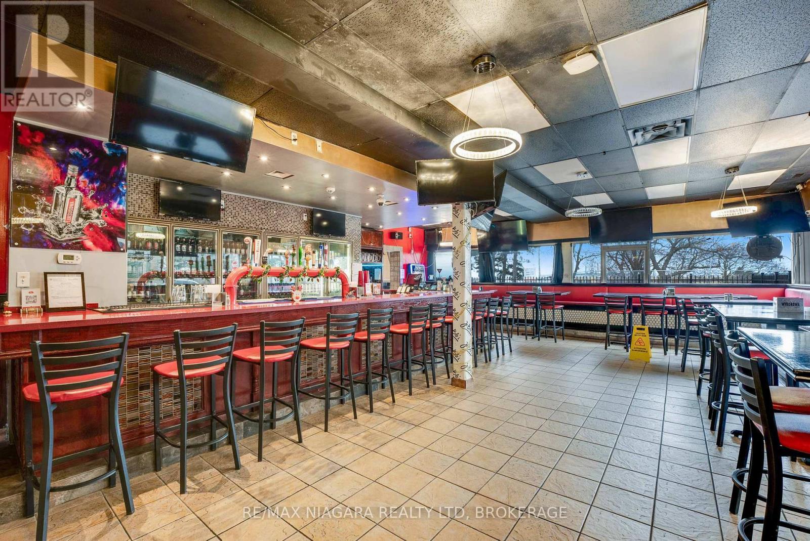 231 St. Paul Street W, St. Catharines (Western Hill), ON